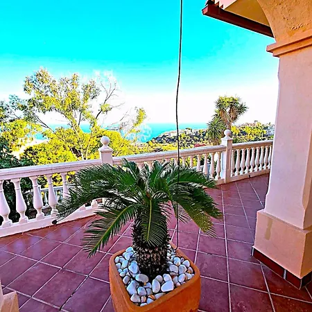 Luxury With Panoramic Views Villa *