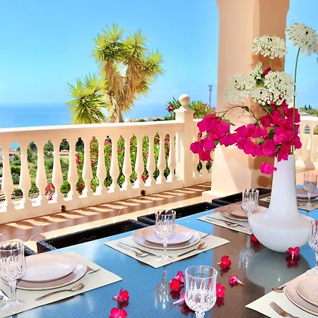 别墅 Larimar 4b Sea Views Jacuzzi Sauna & Saline Pool *